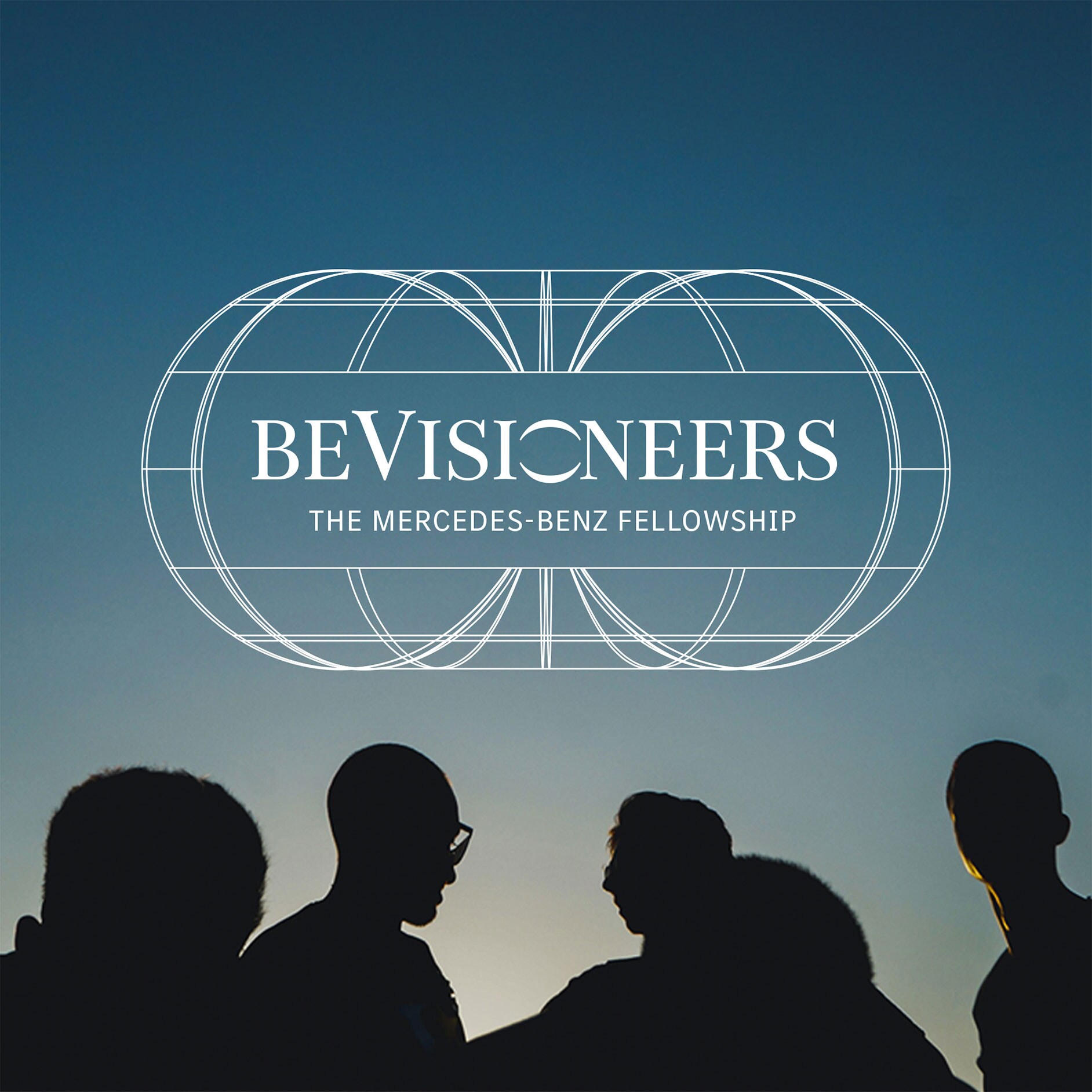 Mercedes-Benz | Land Sea Air | beVisioneers กลุ่มคนที่ถ่ายภาพจากด้านล่างตอนพระอาทิตย์ตก